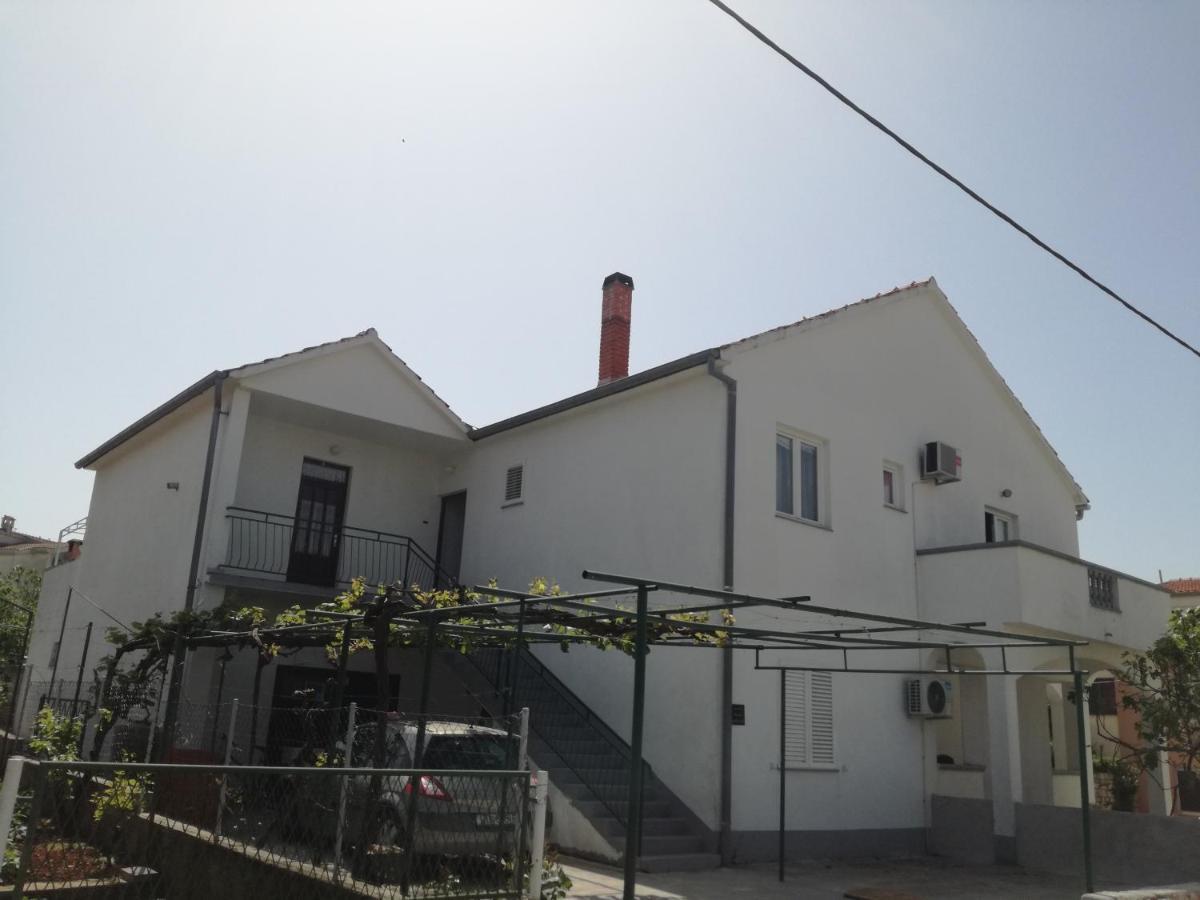 Apartmani Lukacic 比奥格勒·纳·莫鲁 外观 照片