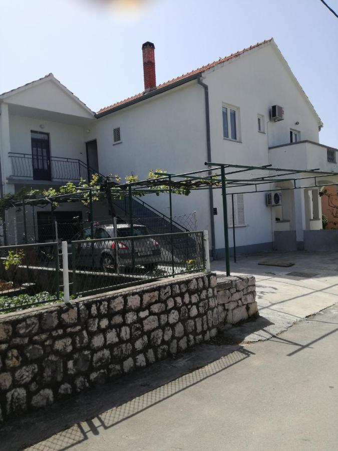 Apartmani Lukacic 比奥格勒·纳·莫鲁 外观 照片